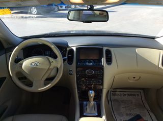 2011 Infiniti EX35 Luxury AWD 4.jpg