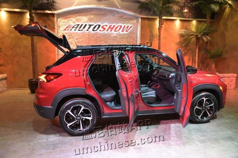 Used-2021-Chevrolet-Trailblazer-RS-AWD-AS-NEW-In-Stock-w-Pano-Roof-!!-1617306618 (2).jpg